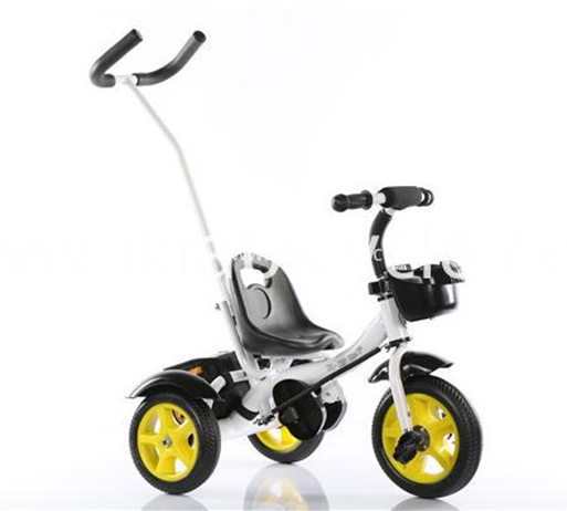 Vestra puer sicut infantem tricycle?